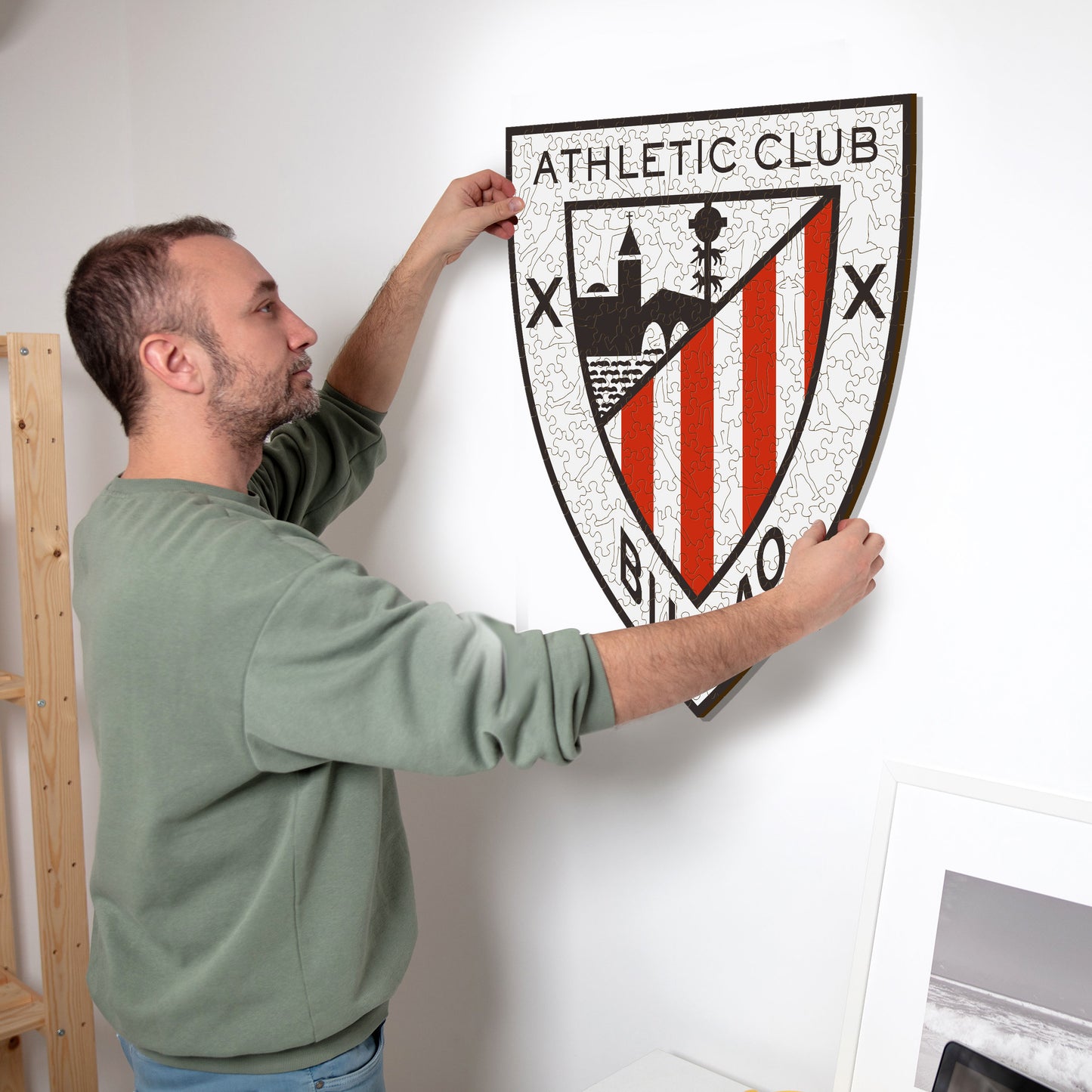 Athletic Club® Logo - Rompecabezas de Madera