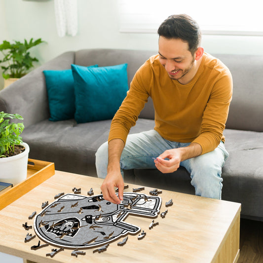 Las Vegas Raiders™ Casco - Rompecabezas de Madera