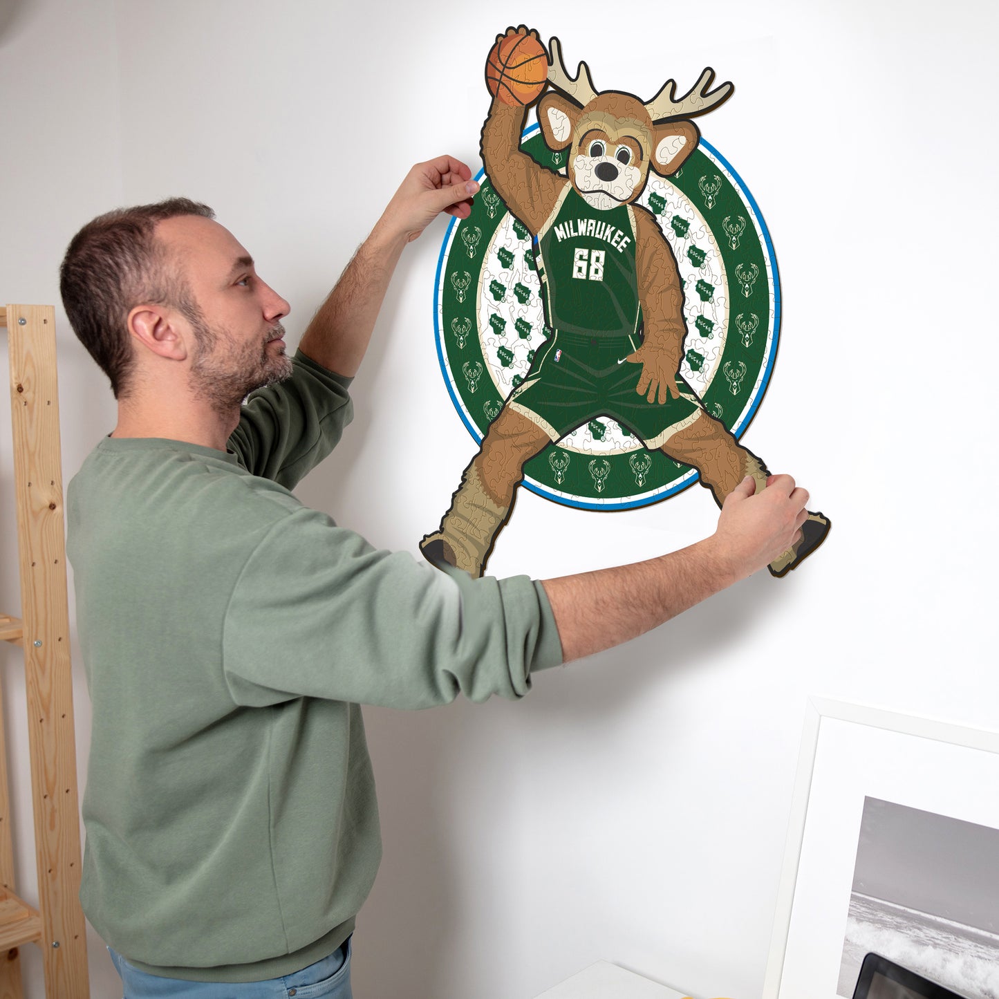 Milwaukee Bucks™ Mascota - Puzzle de Madera